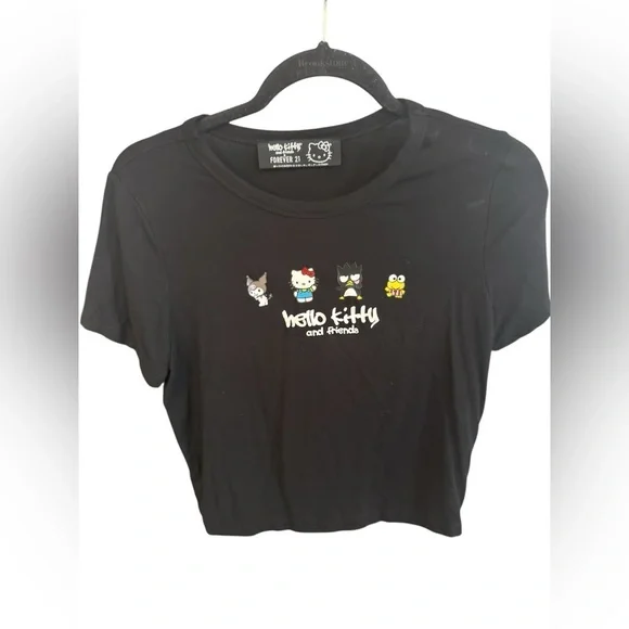 Hello Kitty T-Shirt - Picture 1 of 4